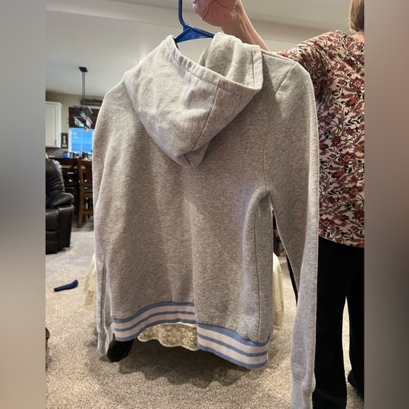 081. Levi's Sweatshirt Hoodie Gray With Neon Lettering L Youth - Picture 6 of 7